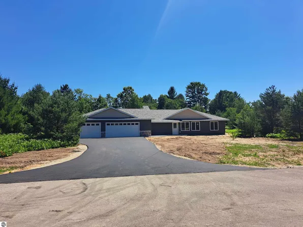 2187 Nancy Kay Ave #4, Interlochen, MI 49643