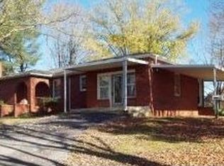 565 Fallen Bridge Ln, Greeneville, TN 37743