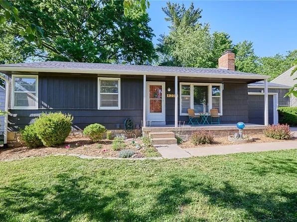 4200 W 54th St, Roeland Park, KS 66205