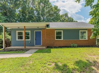 5208 Oak Ridge Ct, Winston Salem, NC 27105