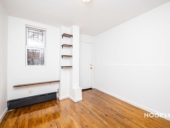 5th image of 440 Lorimer St #1L