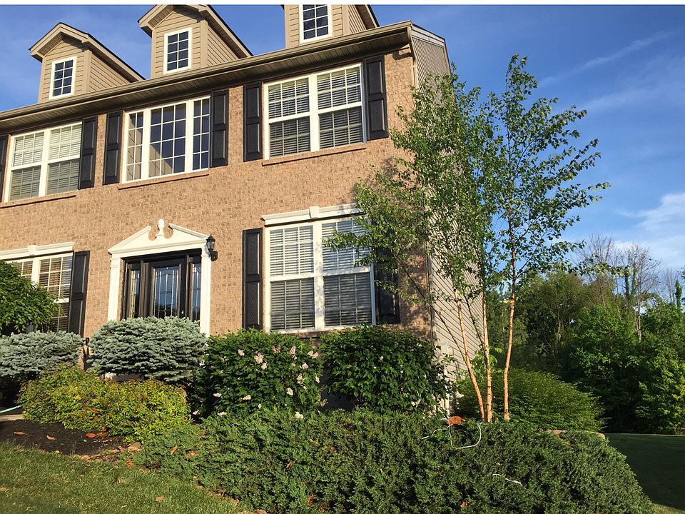 1st image of 782 Windmill Dr