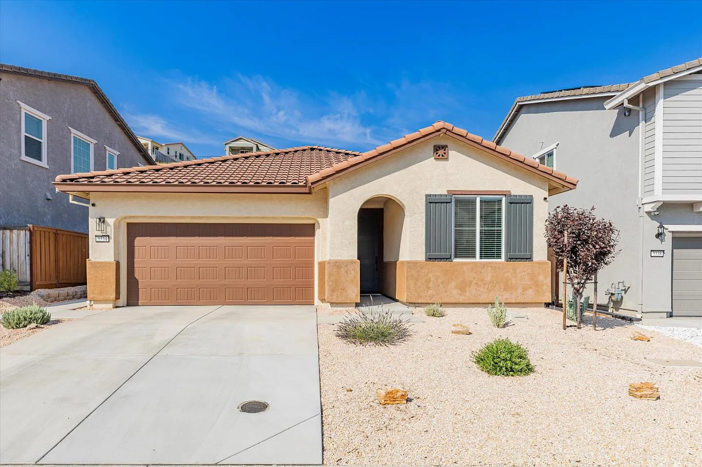 3334 Jackrabbit Ct photo 1