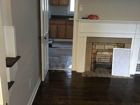 2nd image of 750 E 250th St