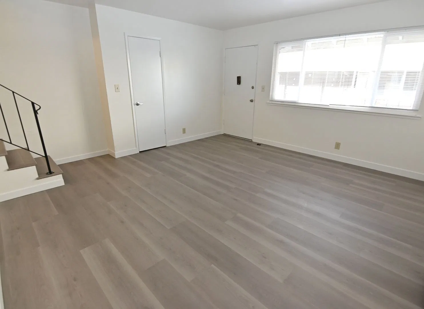 1713 Noranda Dr — Photo 3