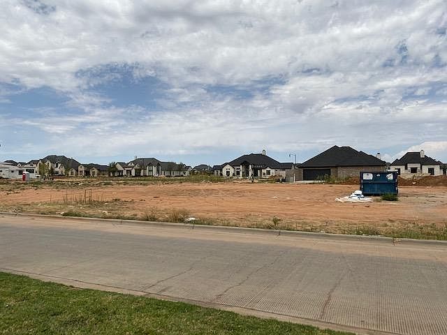 2nd image of 4918 118th St