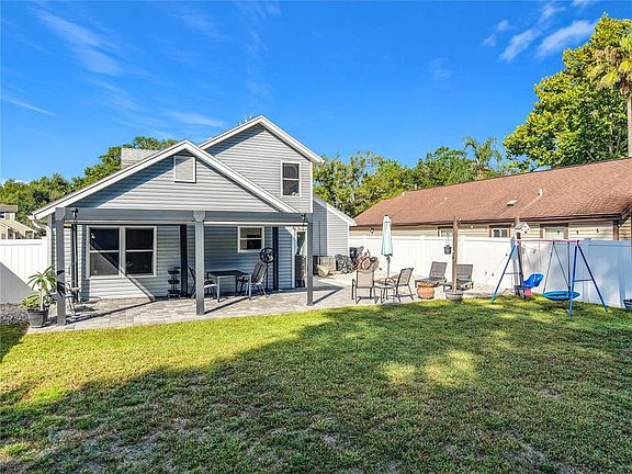 5th image of 9945 Triple Crown Cir