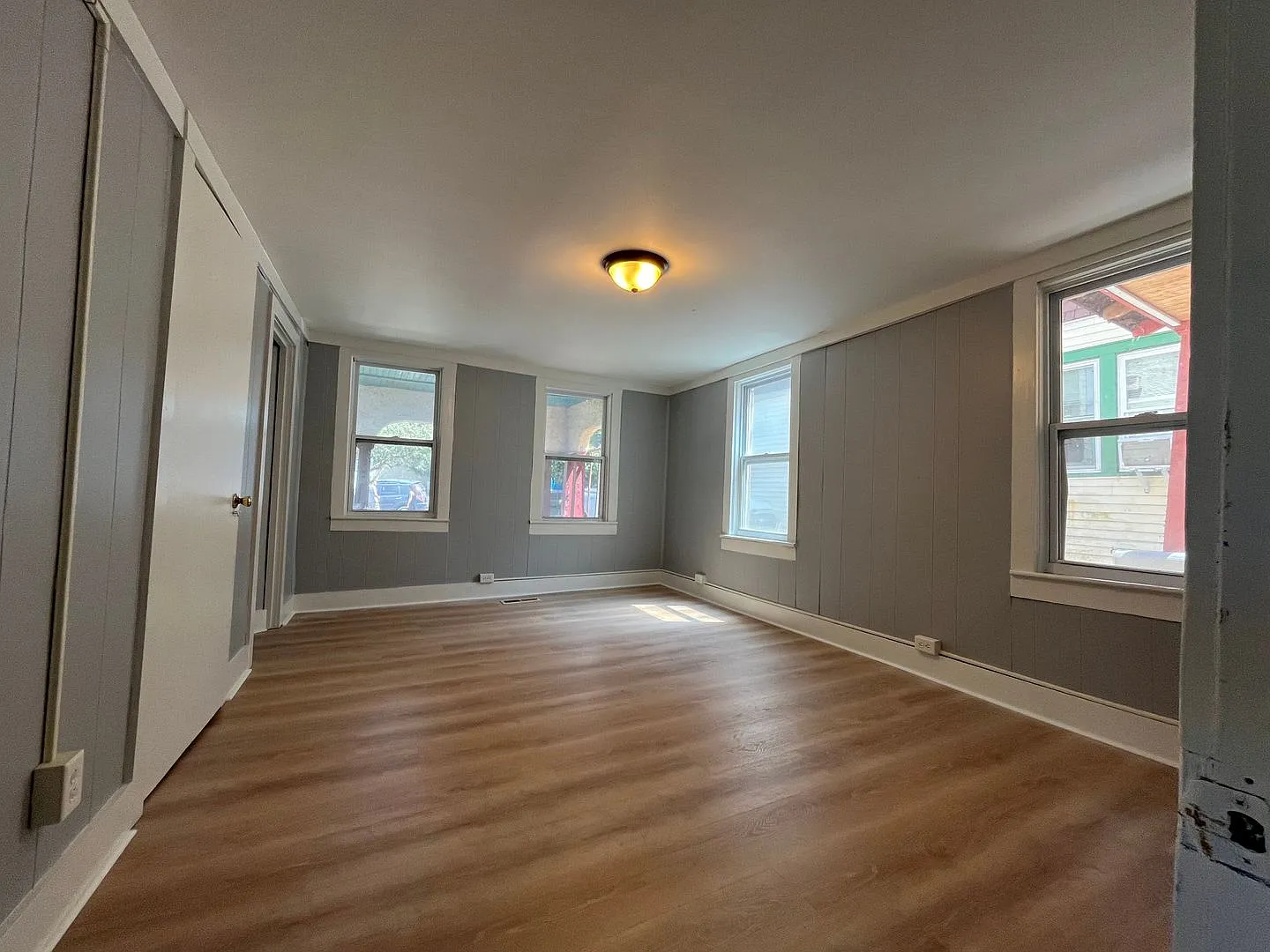510 n Albany st — Photo 4