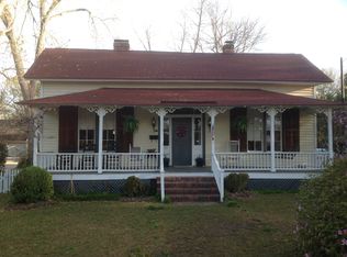 310 Laurens St, Camden, SC 29020