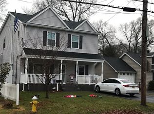 152 Livingston Ave, Babylon, NY 11702