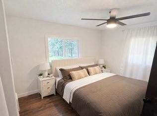 25248 Vaughn Rd, Veneta, OR 97487
