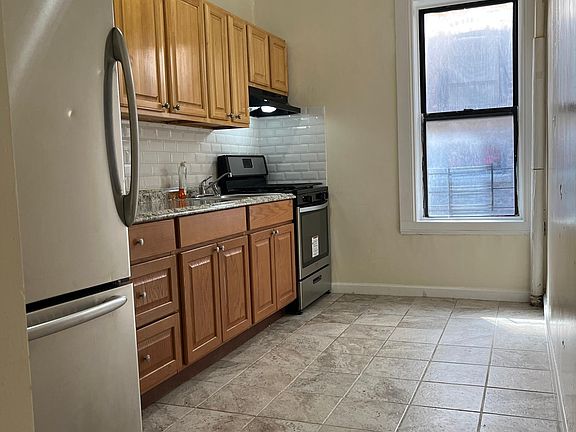 2nd image of 1106 Boynton Ave APT 3