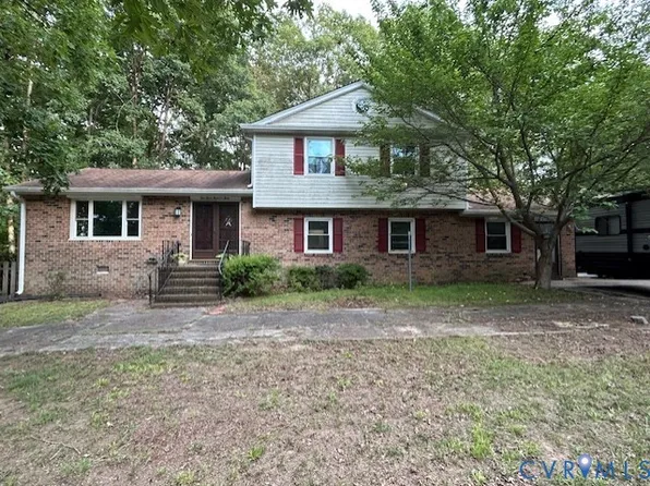 13303 Belspring Ct, Chester, VA 23831