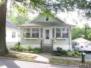 13 Frost Pl, Albany, NY 12205