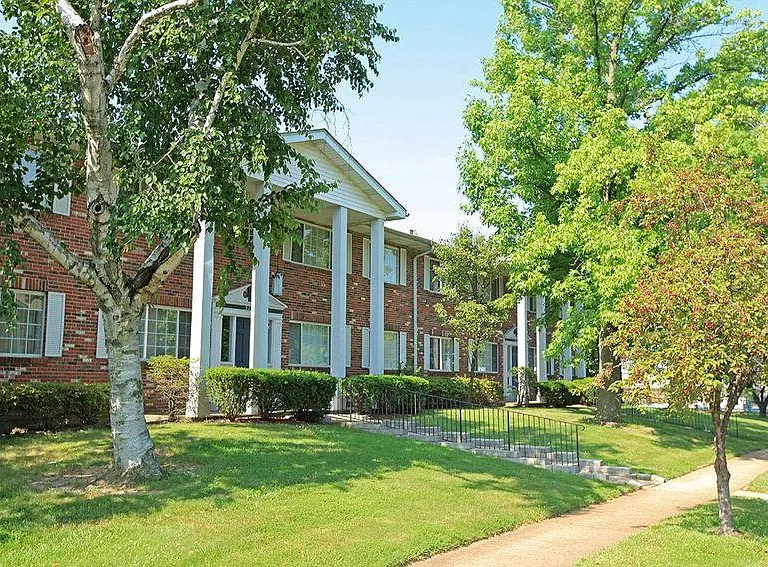 Des Arboles Apartments — Photo 13