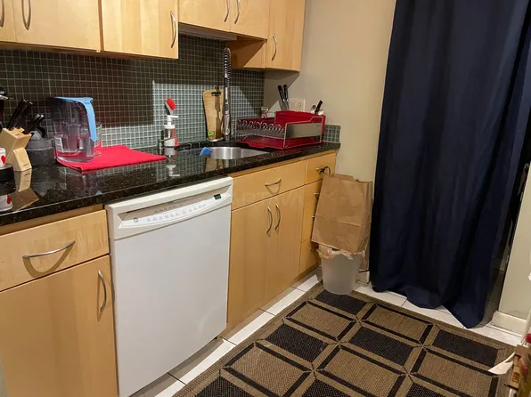 55 Washington St APT 5, Medford, MA 02155