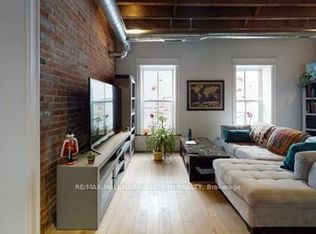 400 George St N #302, Peterborough, ON K9H 3R3