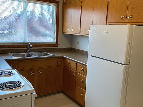 4th image of 505 28th Ave N #5