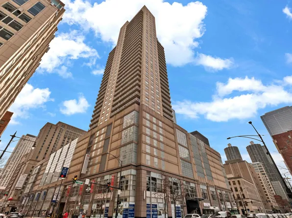 545 N Dearborn St APT 2110, Chicago, IL 60654