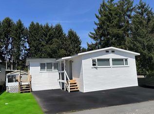 201 Cayer St #212, Coquitlam, BC