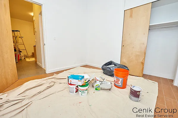 Rented by Genik Group Corp | media 21