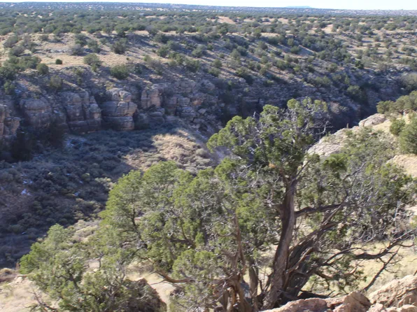 5218 Joken Rd, Winslow, AZ 86047