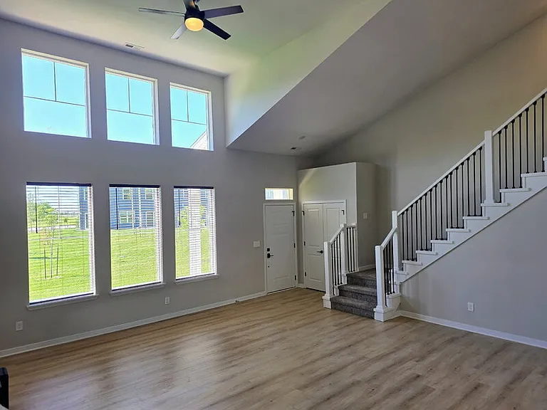 1008 Maple St — Photo 10
