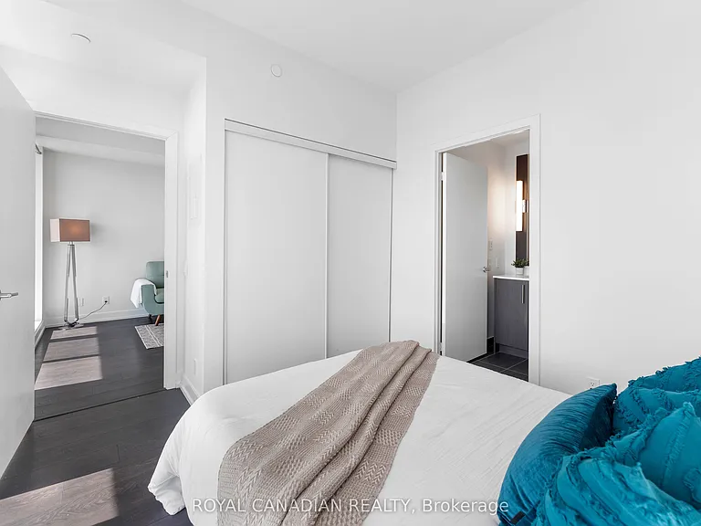 215 Veterans Dr N #1110 — Photo 12