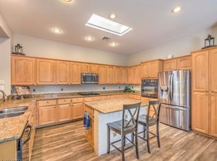 15 Moraine Dr, Henderson, NV 89052