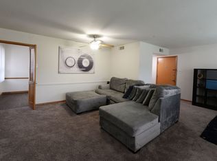 8717 Delmar Blvd APT 2W, Saint Louis, MO 63124