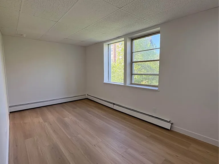 9903 105th St NW — Photo 3