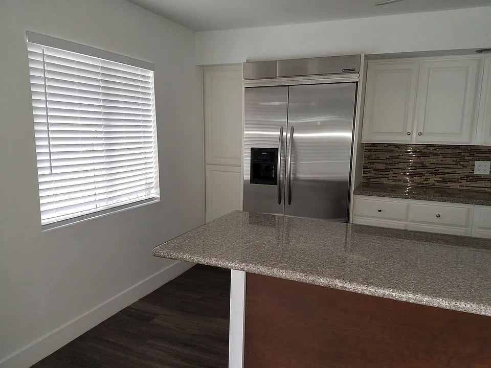 1500 W Rio Salado Pkwy #39
