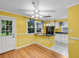 720 Woodburn Rd, Rockville, MD 20851