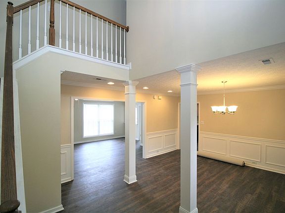 2nd image of 501 Wellington Gardens Dr