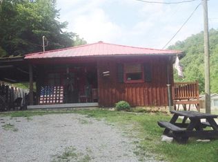 1607 Yellow Creek Rd, Sassafras, KY 41759