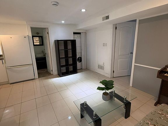4th image of 430 Balkan Rd #Basement