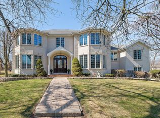 6838 Parkside Ave, Countryside, IL 60525