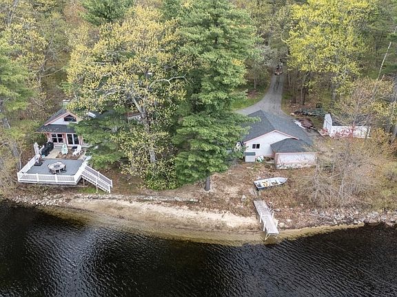 3rd image of 21 Hinds Ln