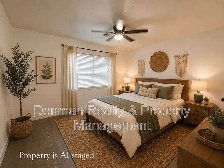 4306 N 12th St #8 — Photo 13