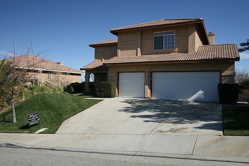1st image of 40248 Wyngate Ct