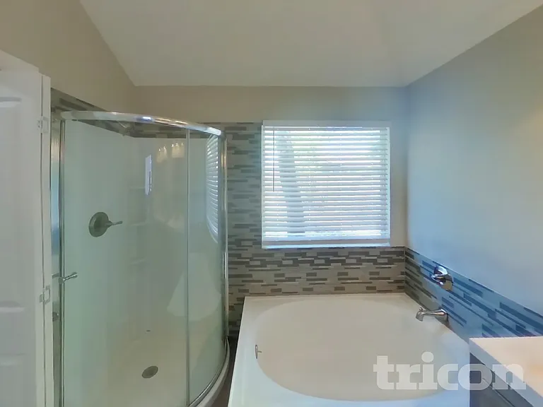 2520 Clovermeadow Dr — Photo 11