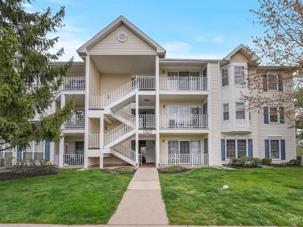 45 Amethyst Way, Franklin Park, NJ 08823