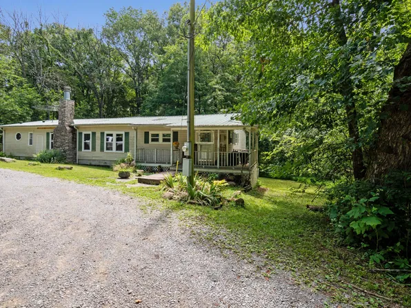 2471 Callis Rd, Lebanon, TN 37090