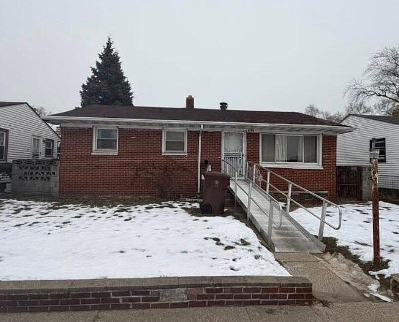 1st image of 3756 W 21st Ave