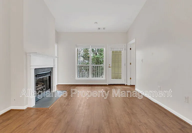 4560 Strutfield Ln #1414 — Photo 9