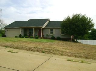 10621 Brush Ridge Rd, Evansville, IN 47720