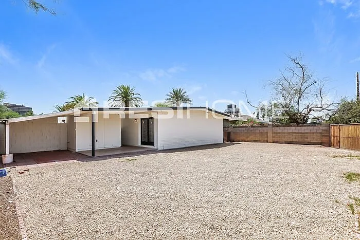 1314 E Del Rio Dr — Photo 19