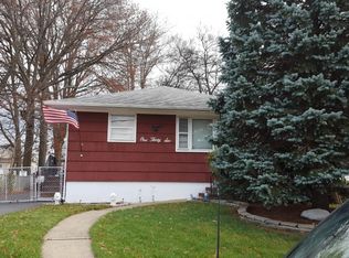 136 Prospect Ave, Avenel, NJ 07001