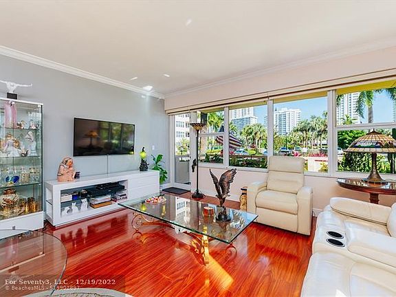 3rd image of 3333 NE 34th St APT 115