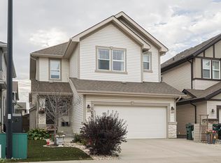 128 Sandalwood Cres, Strathcona County, AB T8H 0S4